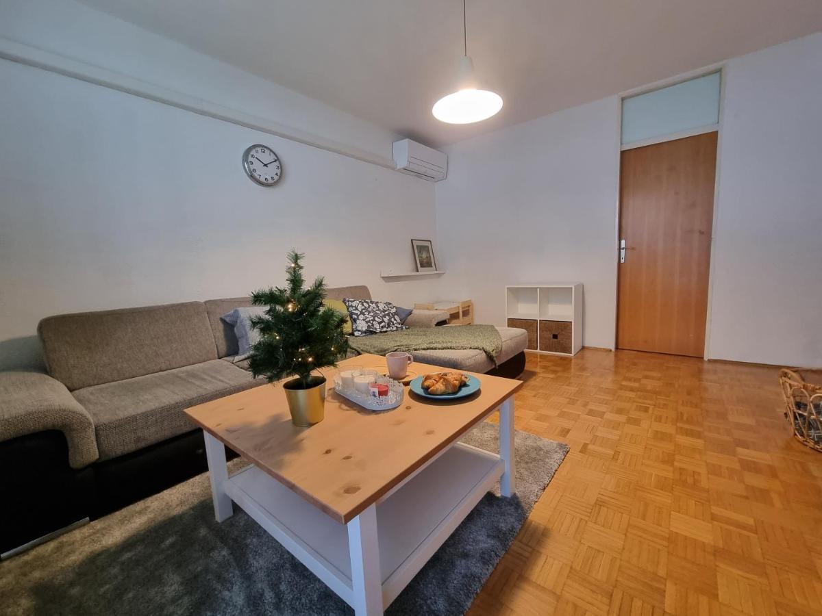 Apartment Gulek Zrece Bagian luar foto