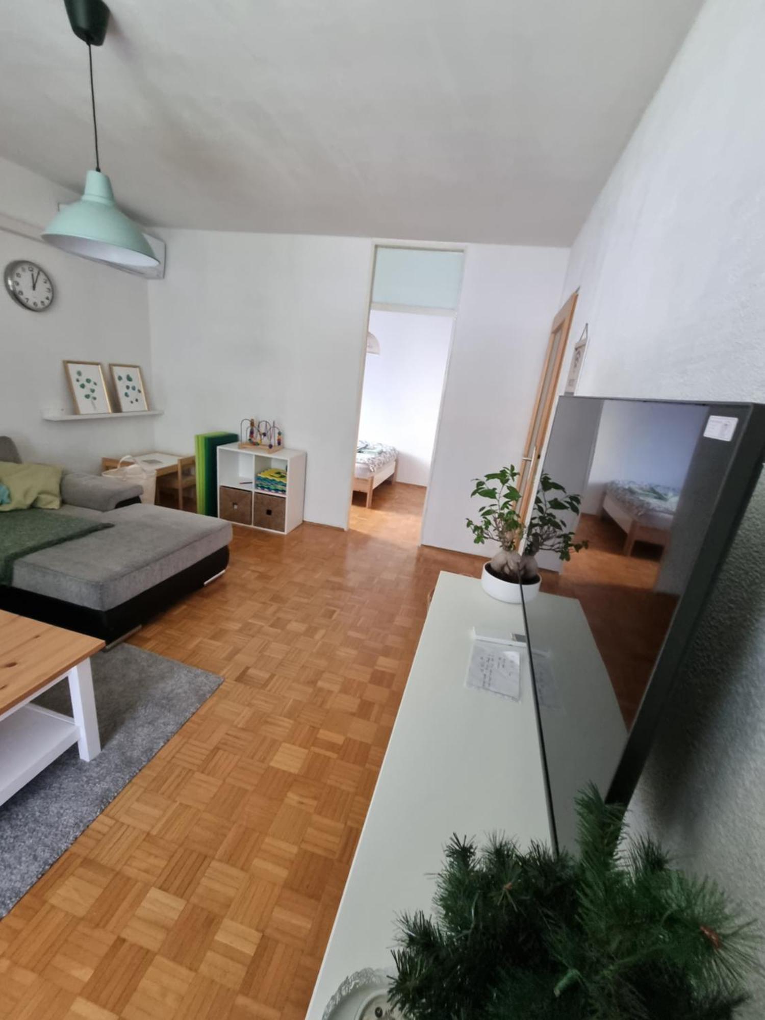 Apartment Gulek Zrece Bagian luar foto