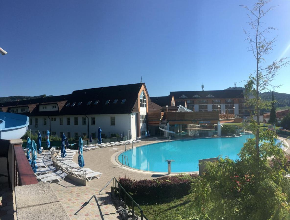 Apartment Gulek Zrece Bagian luar foto
